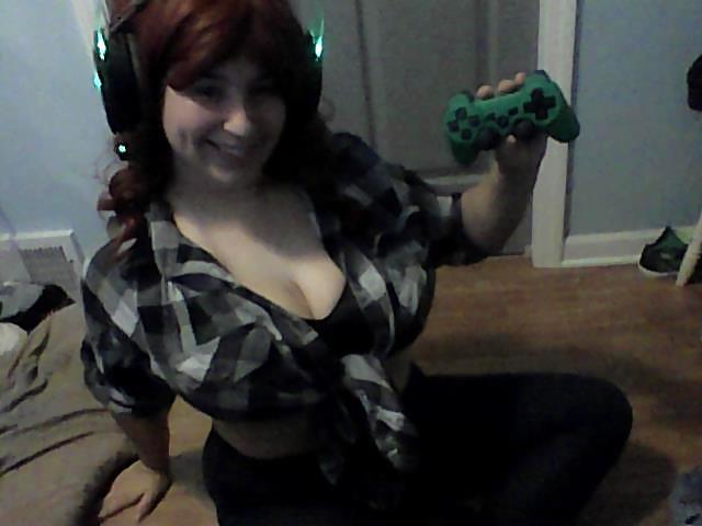 12P I'll play with your joystick