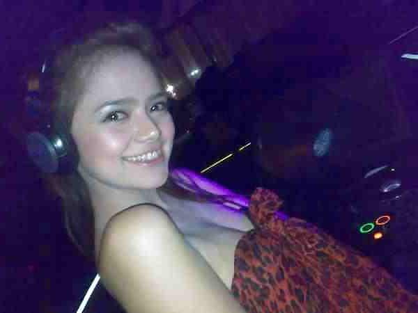 25P Sexy female DJs