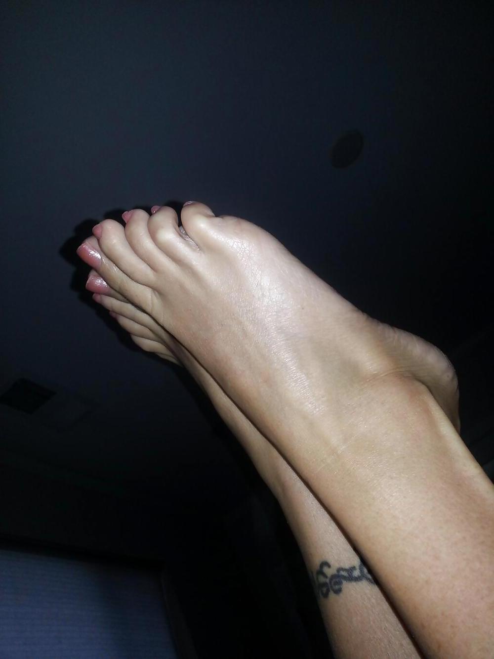 24P Random celeb feet
