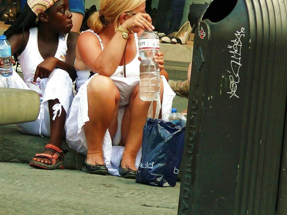 24P I can see your knickers bitch