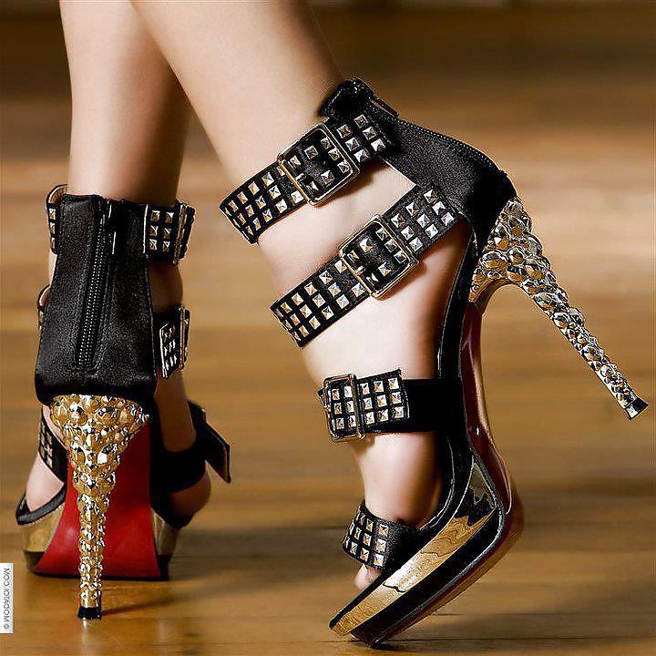 25P Feet and Heel Fetish 16