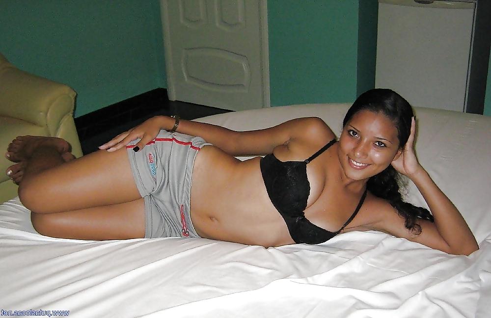 20P Pretty & Sexy Black Teeny Bitch Naomi 
