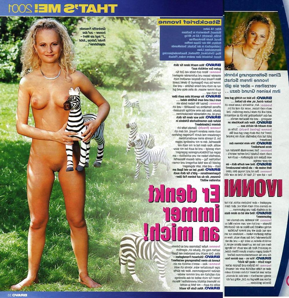 25P Heute Nackt - Cute Girls first time posing nude 001