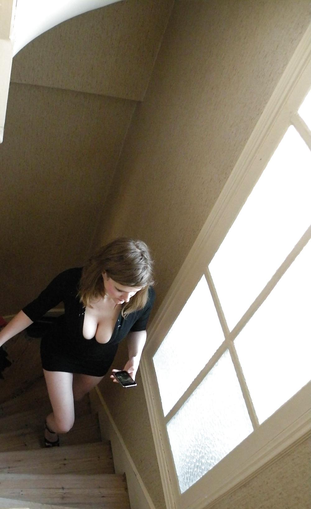 25P Busty Girls Cute