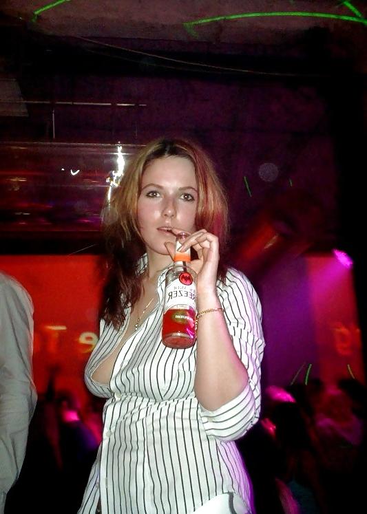 25P Flickr Finds: Tanya (young milf model)