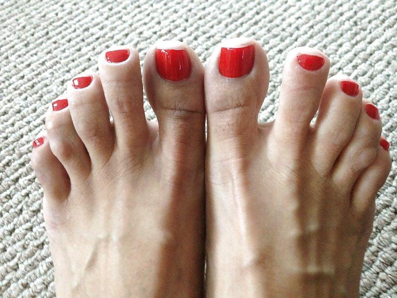 25P Mature feet - Footjob - Soles