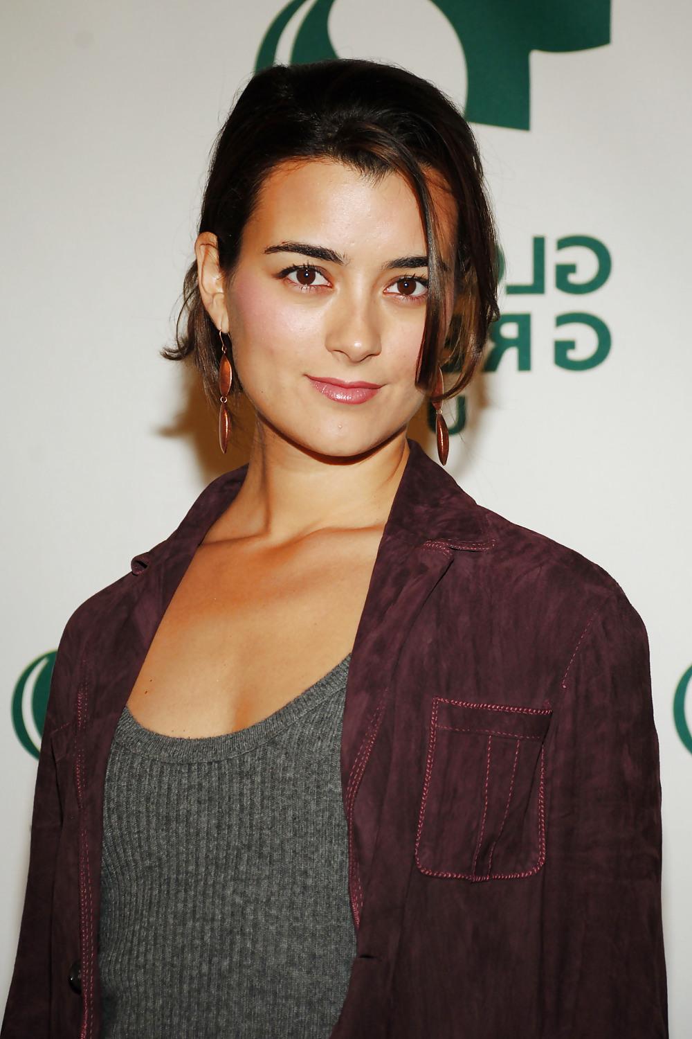 25P Female Celebs - Misc delight