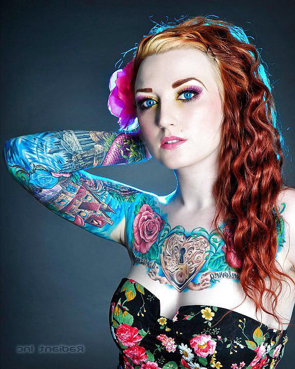 15P Hot Inked Goddess Skyeann Gigilo