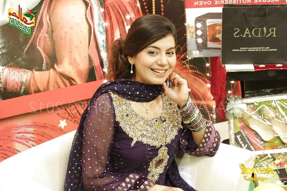 7P Sexy paki bitch