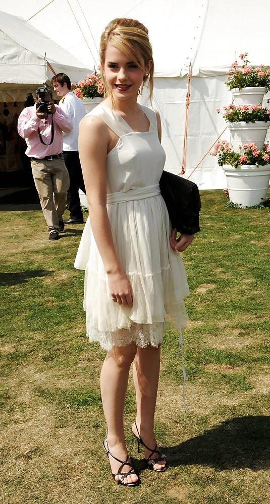 25P Female celebs - Emma Watson classics