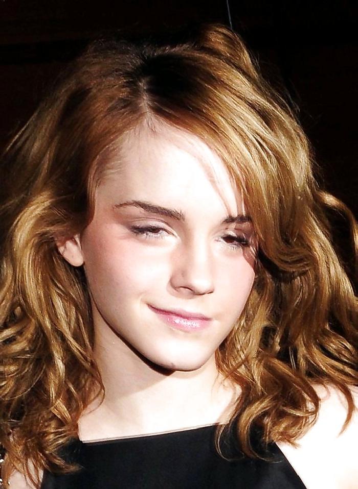 25P Female celebs - Emma Watson classics
