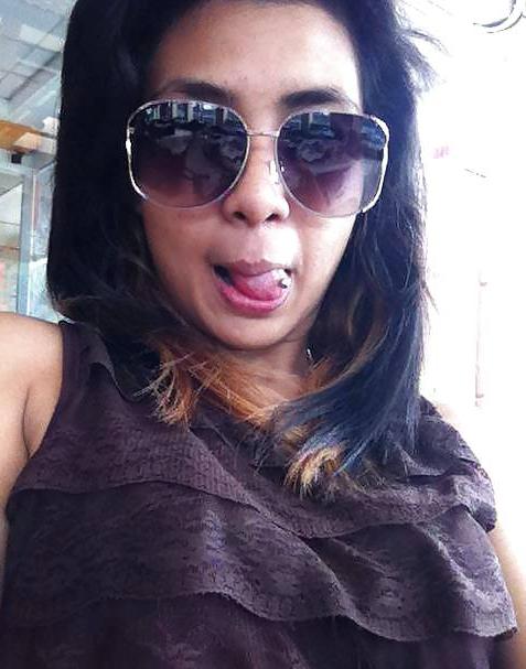 14P Sexy lip tongue action