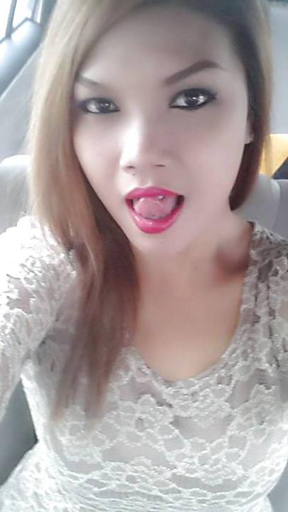 14P Sexy lip tongue action
