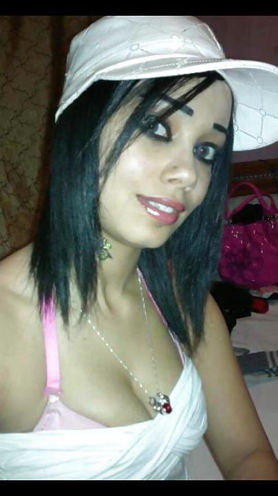 17P Marwa..a tunisian bitch..she need a cock
