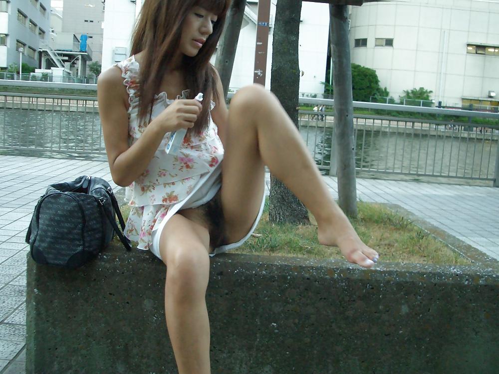 4P At downtown in Tokyo