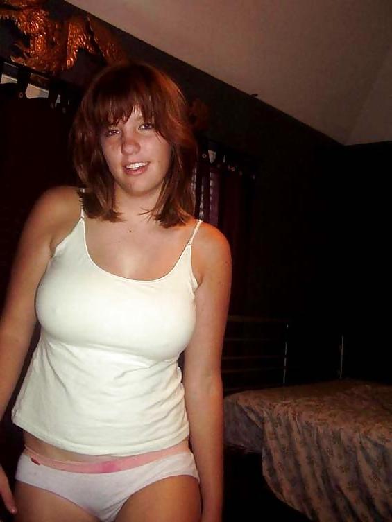 8P Natural Big Tits ( 2 girls )
