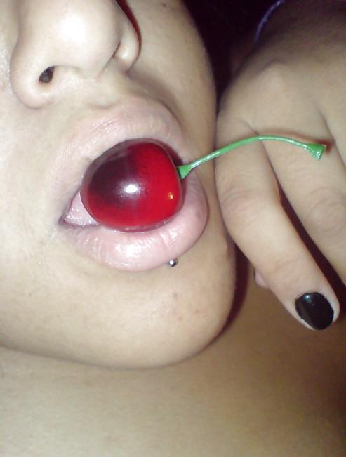 16P My Hot Friend Play With Cherry