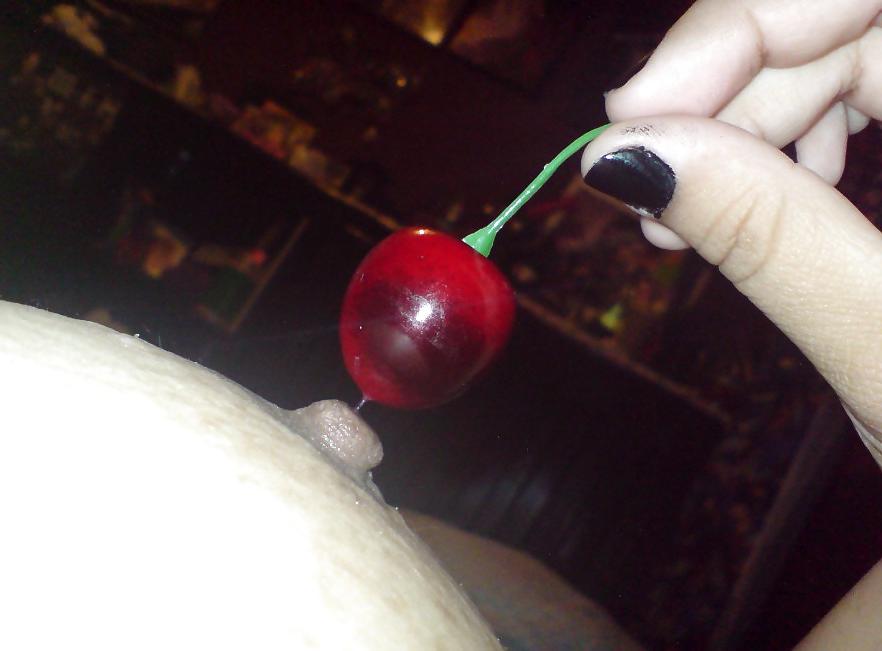 16P My Hot Friend Play With Cherry