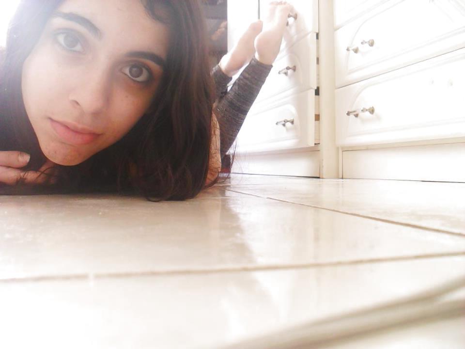 25P Aline De Santana Gabriel - BRAZIL AMATEUR FEET TEEN 
