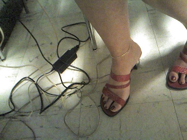 17P French Mature Evelyne's Feet 2