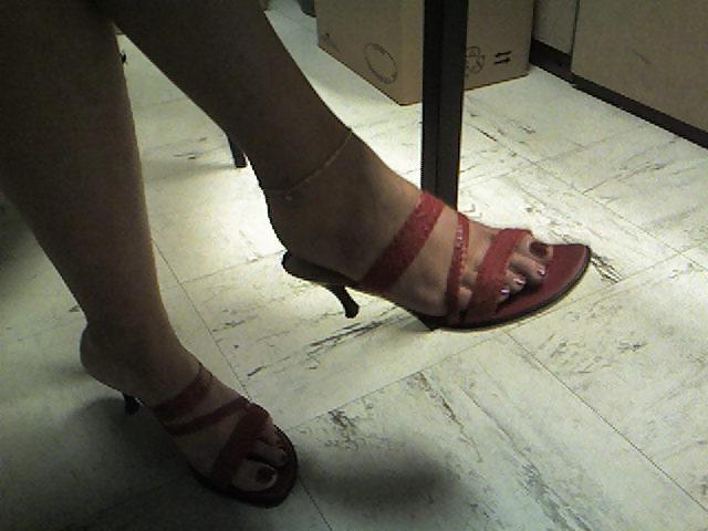 17P French Mature Evelyne's Feet 2