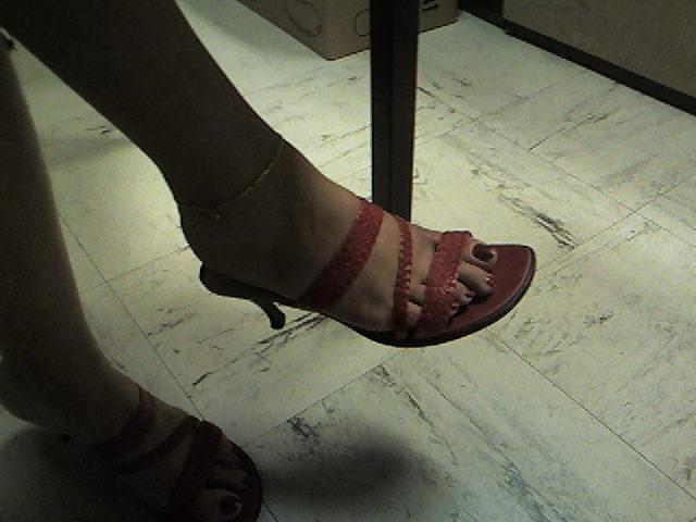 17P French Mature Evelyne's Feet 2