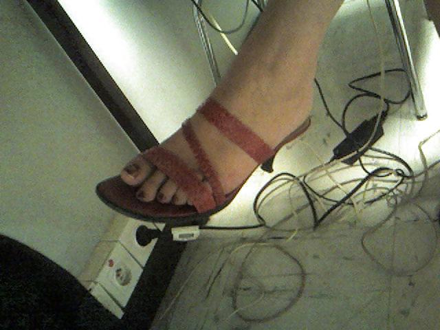 17P French Mature Evelyne's Feet 2
