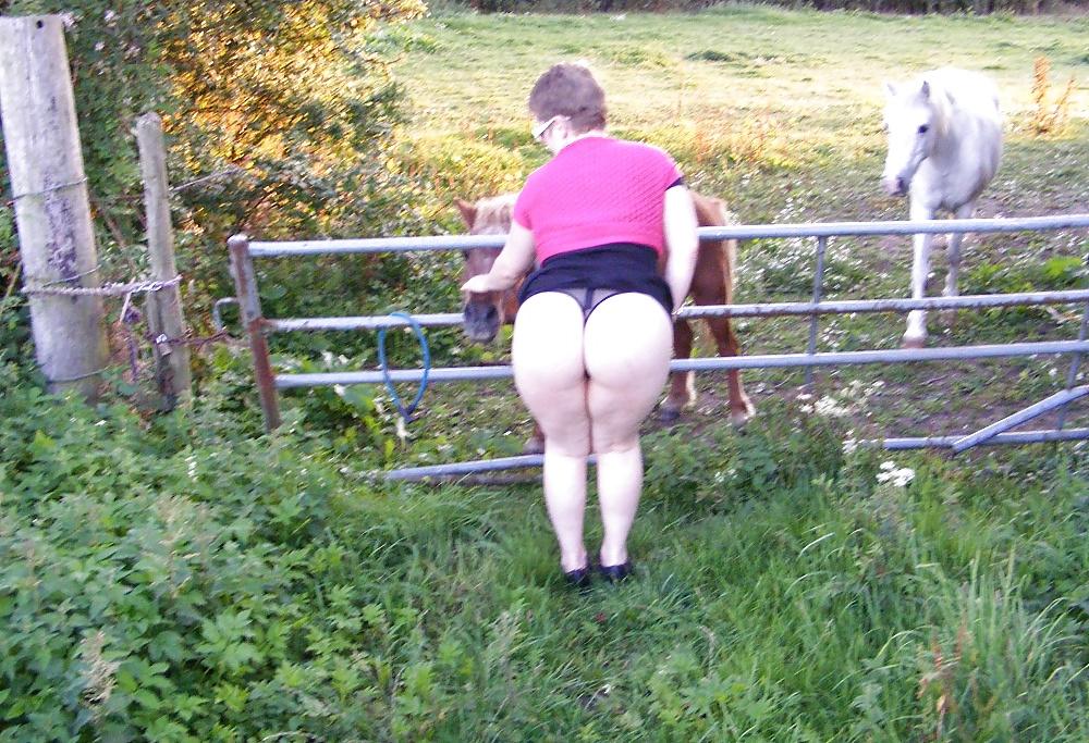 8P Pony play in Norfolk