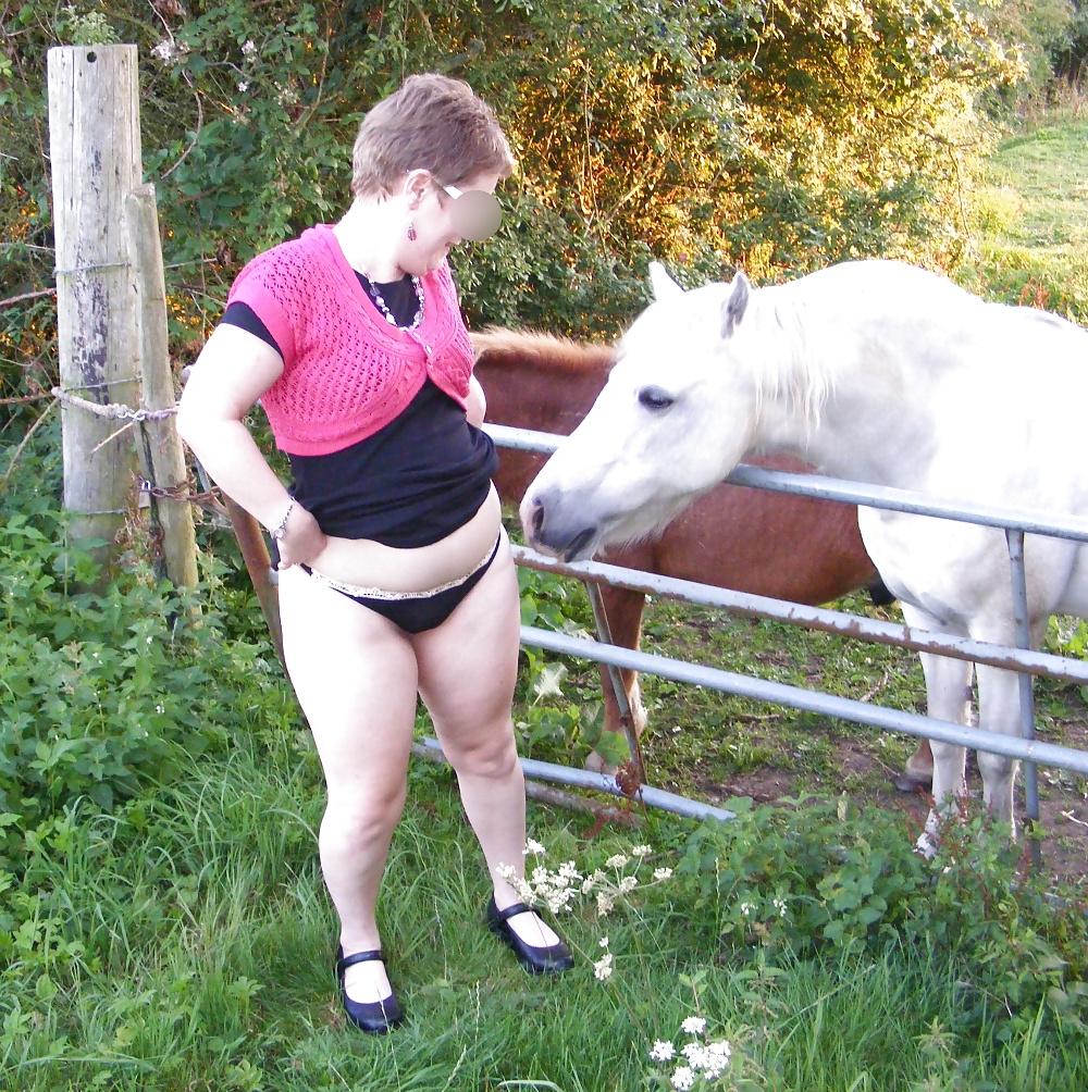 8P Pony play in Norfolk