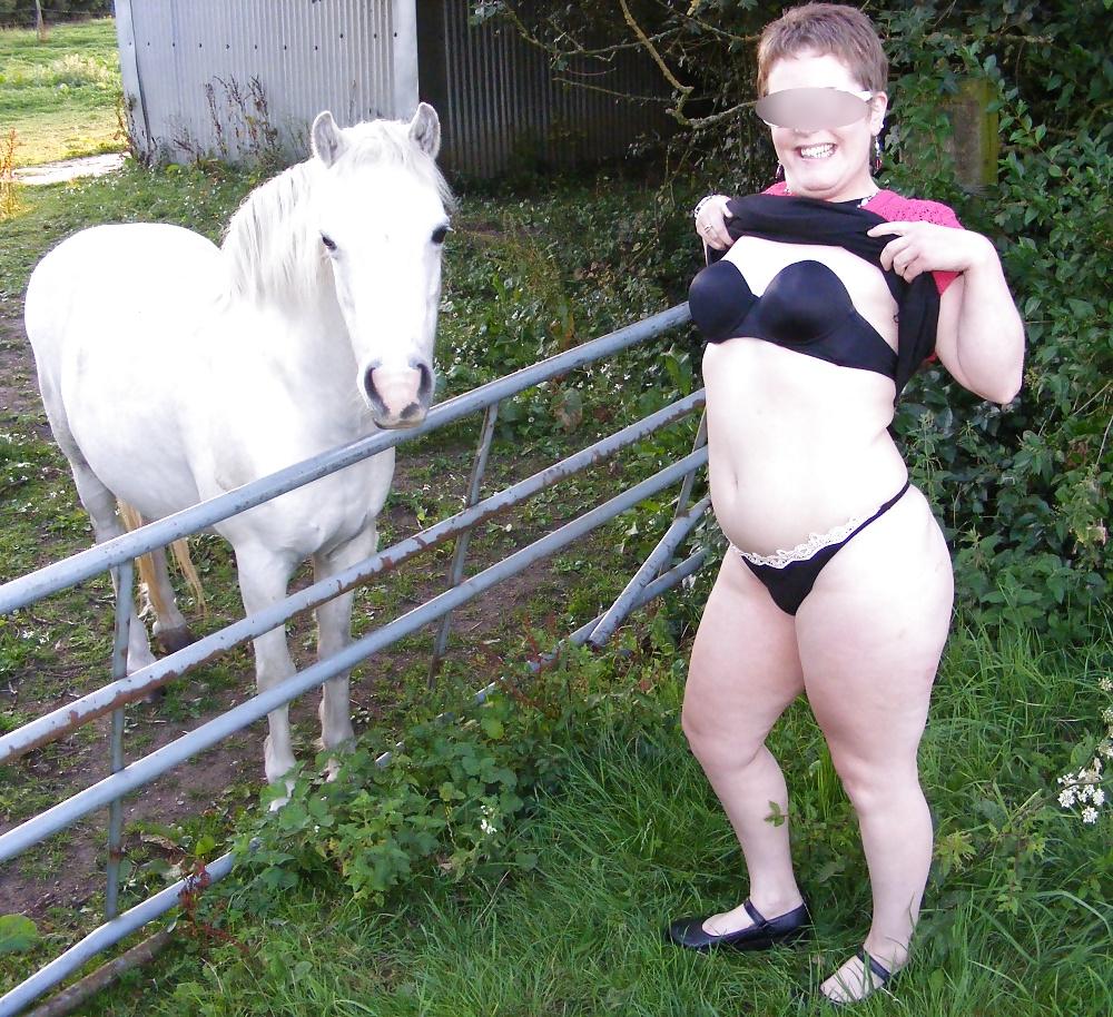 8P Pony play in Norfolk