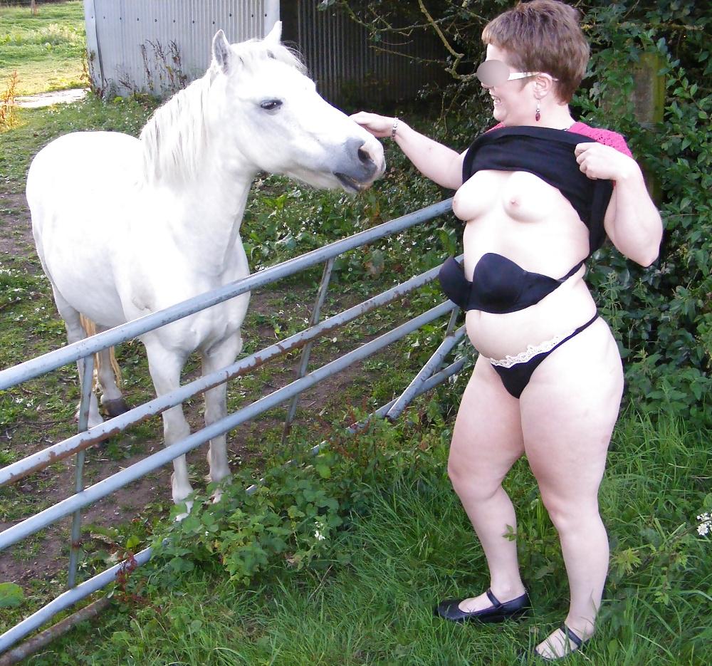 8P Pony play in Norfolk