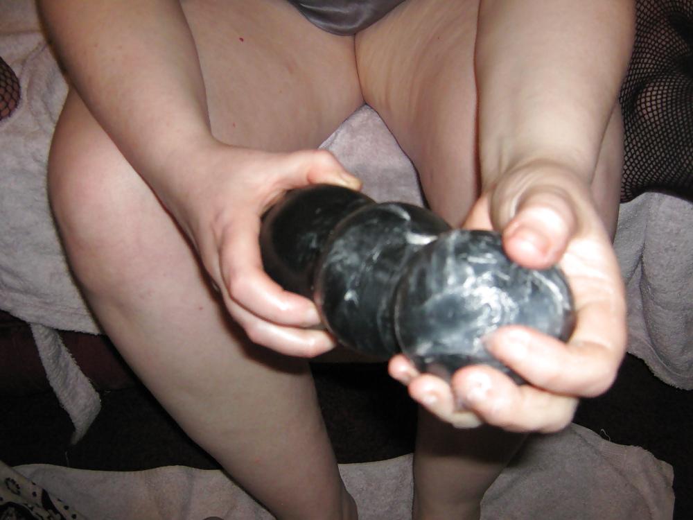 21P Penetrations .. Big dildo and fist .