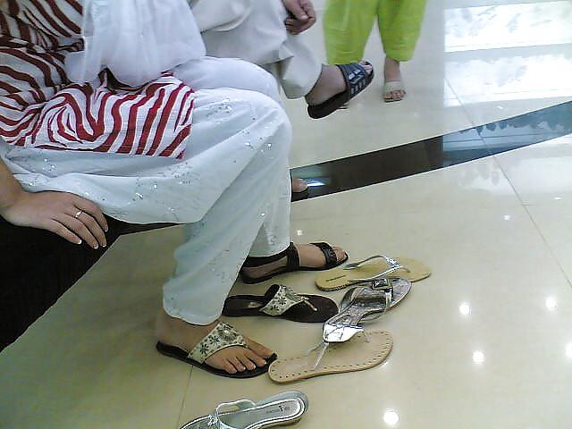 20P Candid Feet #1