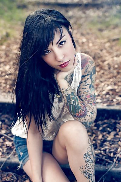 25P Tattoo models (female) 22.1