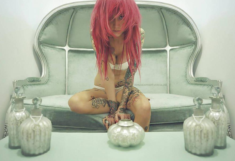 25P Tattoo models (female) 22.1
