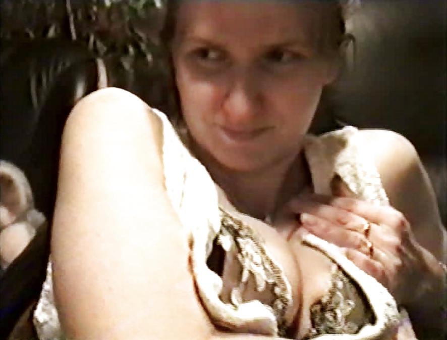12P SAG - Sexy Bitch Plays Tits 02 - Tittenspiel