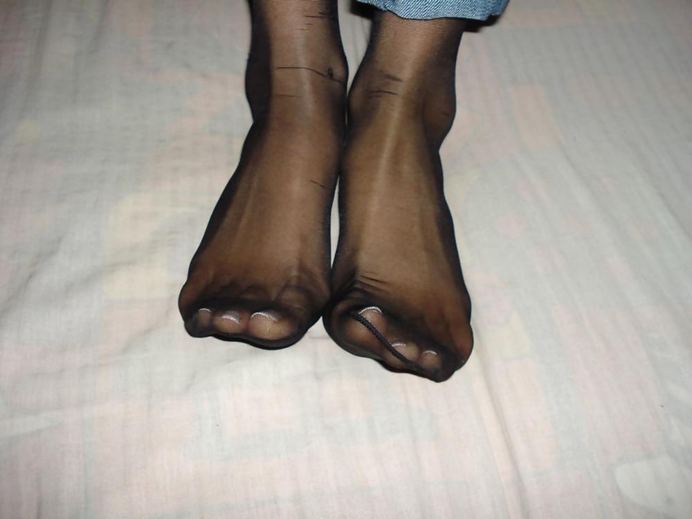 9P Amateur Black Stockings Feet Soles Enjoy :)