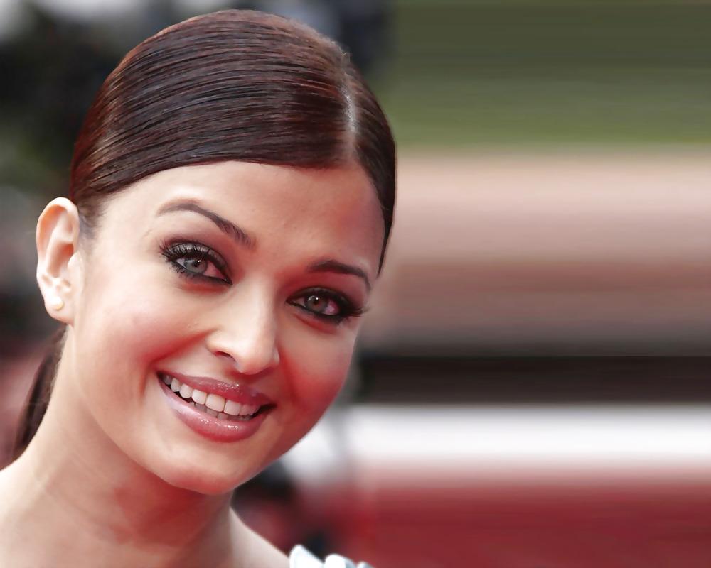 14P Sex Goddess- Aishwarya Rai!!!