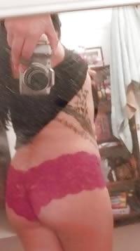 12P Chubby girl with tattoos 
