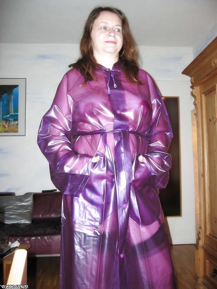 25P Sandra a german fetish queen bitch in pvc latex