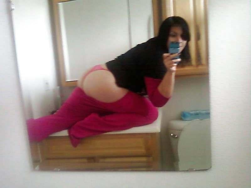 25P Chubby mexicana Nora selfpics 1