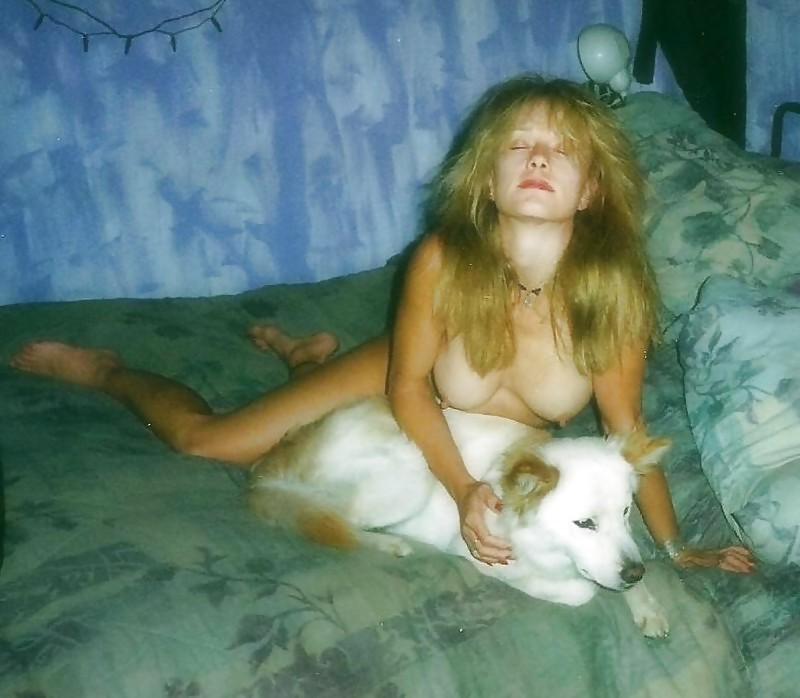 25P 80s Scream Queen - Linnea Quigley