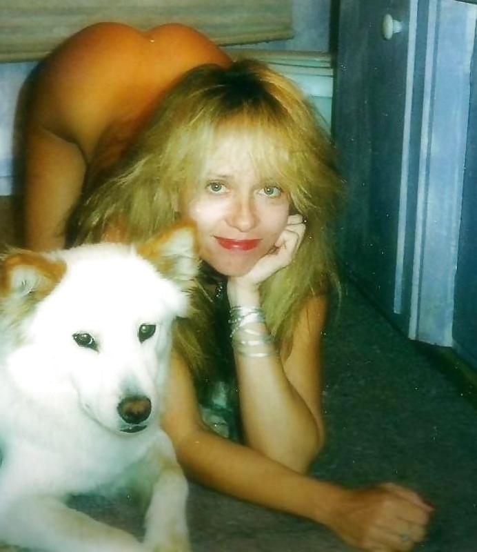25P 80s Scream Queen - Linnea Quigley