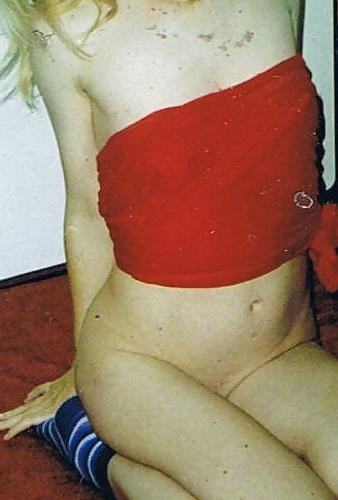 13P Kinky look. pale-skinned girlfriend on REAL selfmade pics