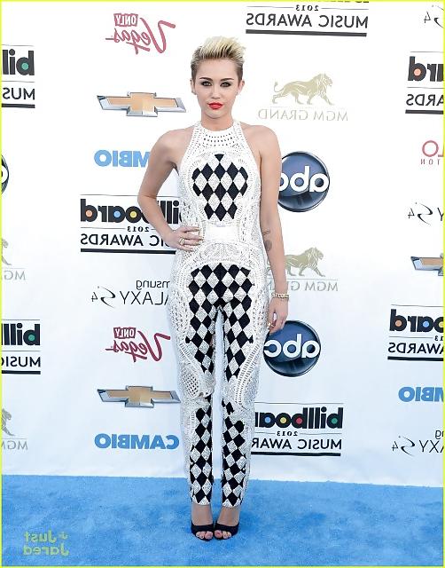 13P Miley Cyrus billboard music 2013