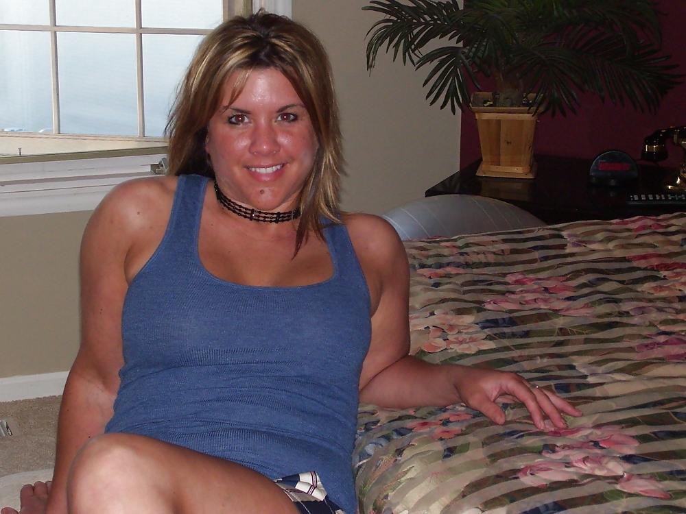 24P Chubby wife and gf 2