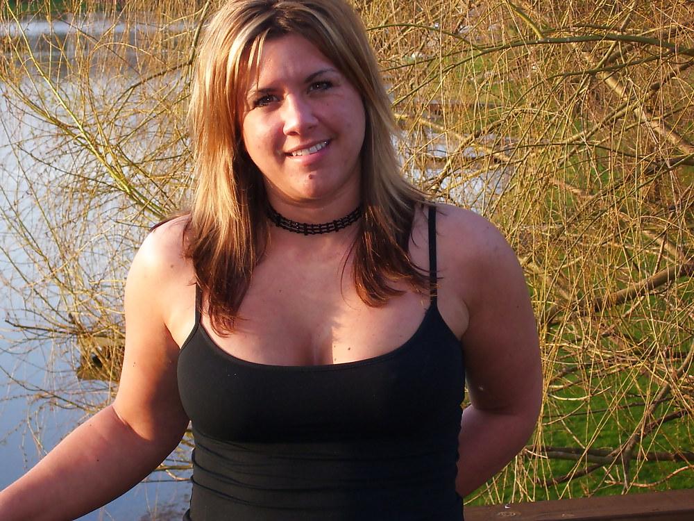24P Chubby wife and gf 2