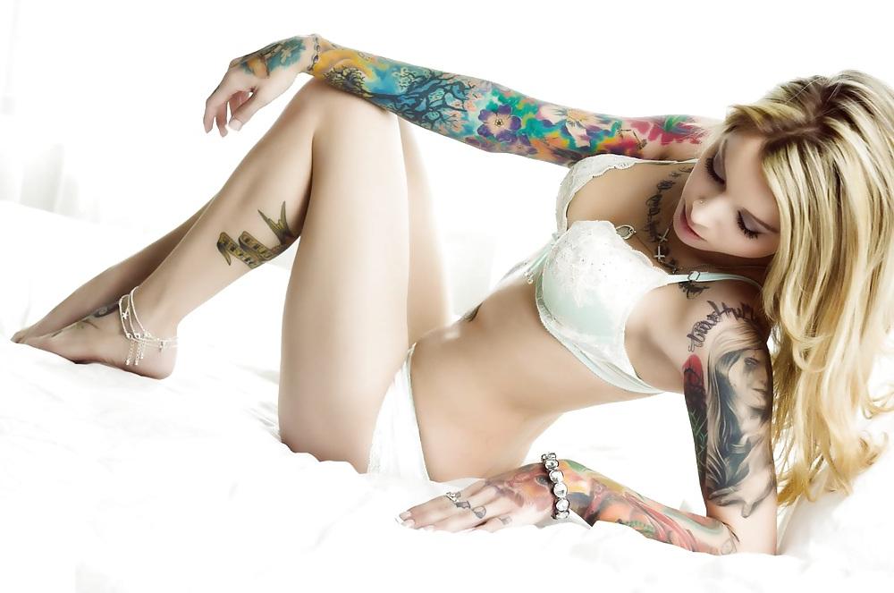 25P Tattoo models (female) 19.1