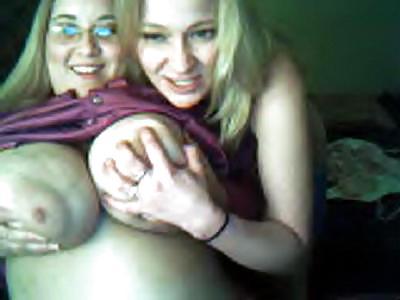 25P Topless Girlfriends Flashing on Webcam
