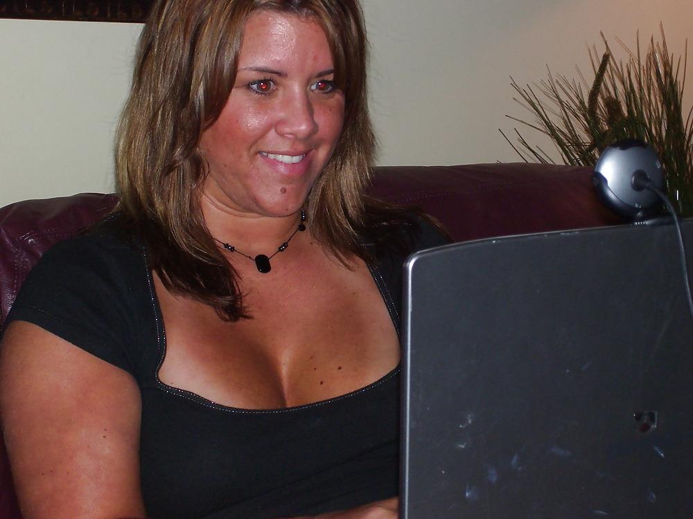 25P Chubby wife and gf 3